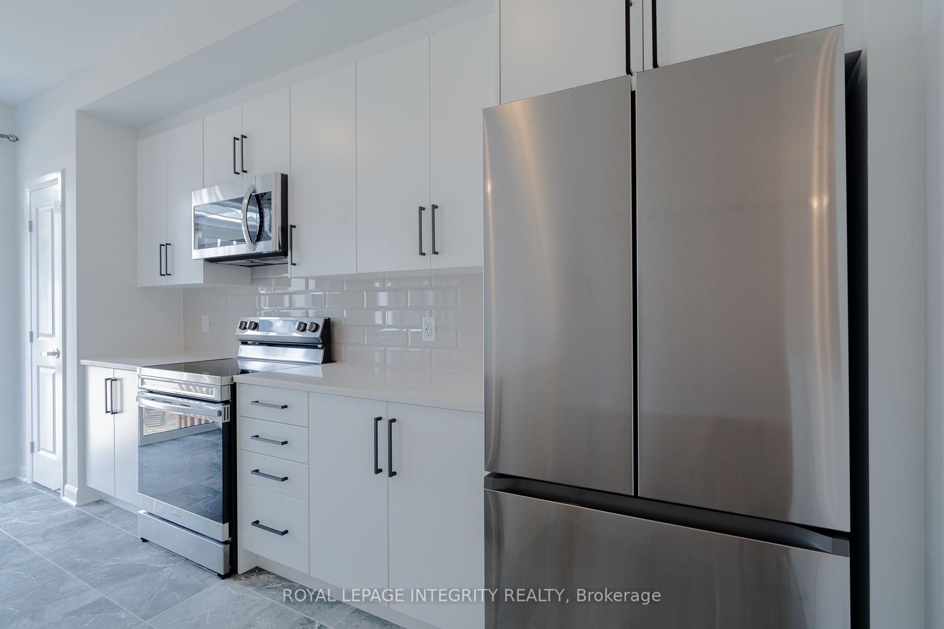 Photo 11 of 409 Silicon Way, Ottawa, Kanata - Morgan's Grant/South March — HOMEH