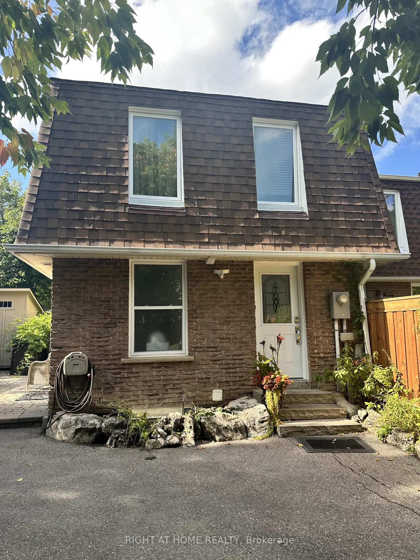 Photo 1 of 56 Penwick Crescent, Richmond Hill, North Richvale — HOMEH