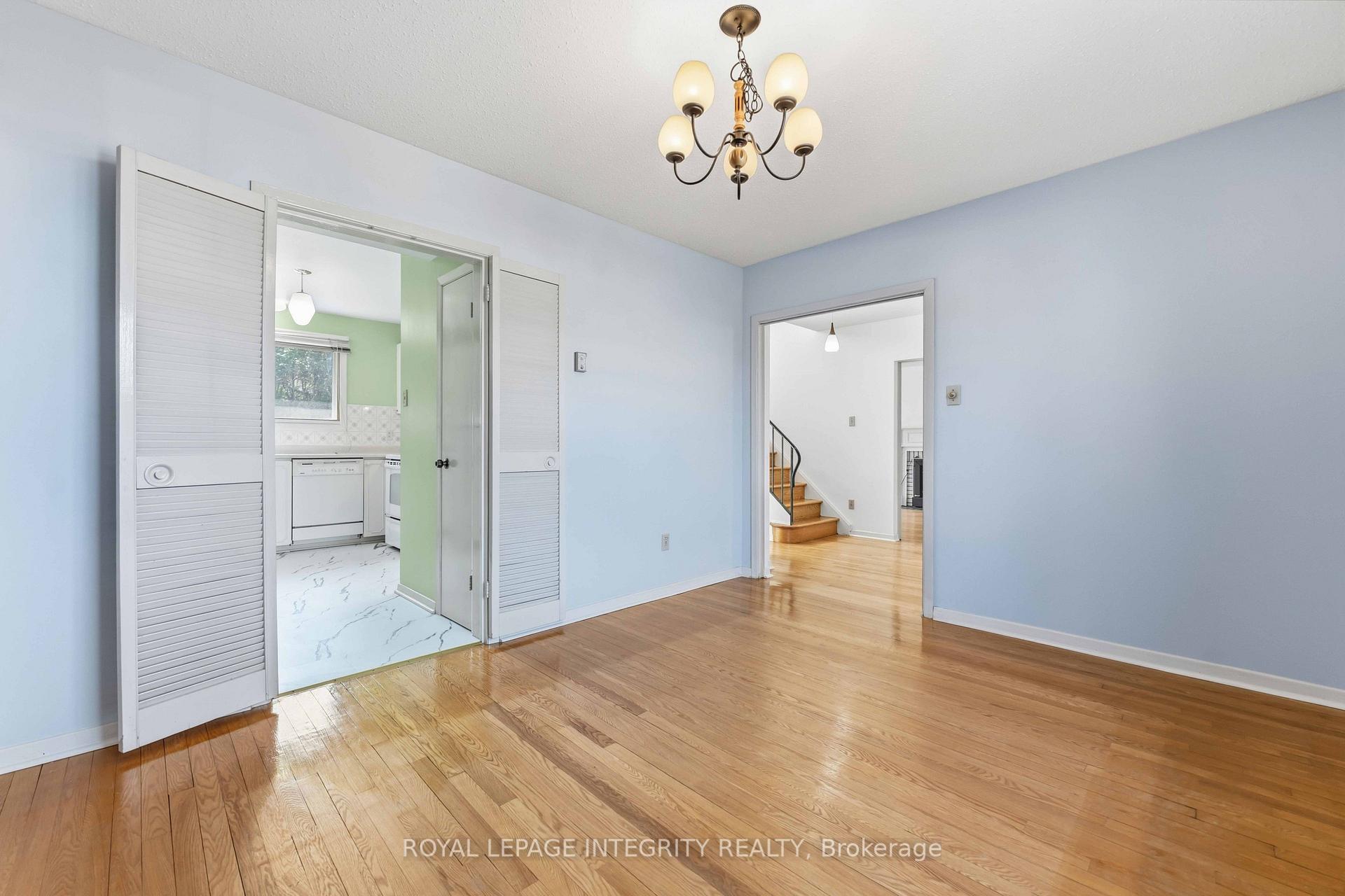 Photo 13 of 1842 Playfair Drive, Ottawa, Playfair Park — HOMEH