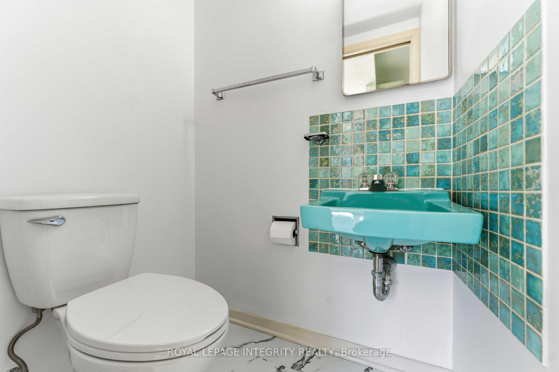 Photo 15 of 1842 Playfair Drive, Ottawa, Playfair Park — HOMEH