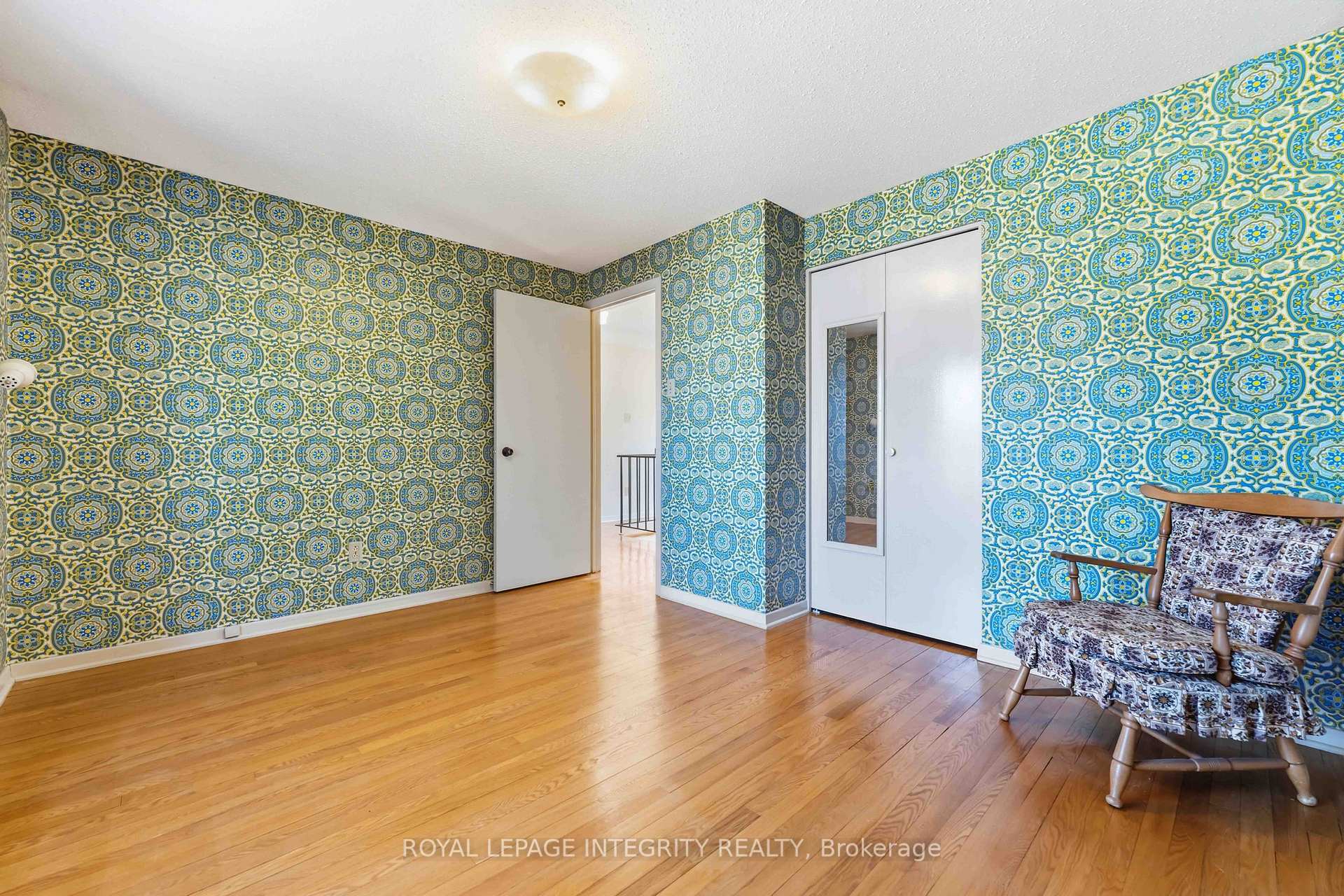 Photo 25 of 1842 Playfair Drive, Ottawa, Playfair Park — HOMEH