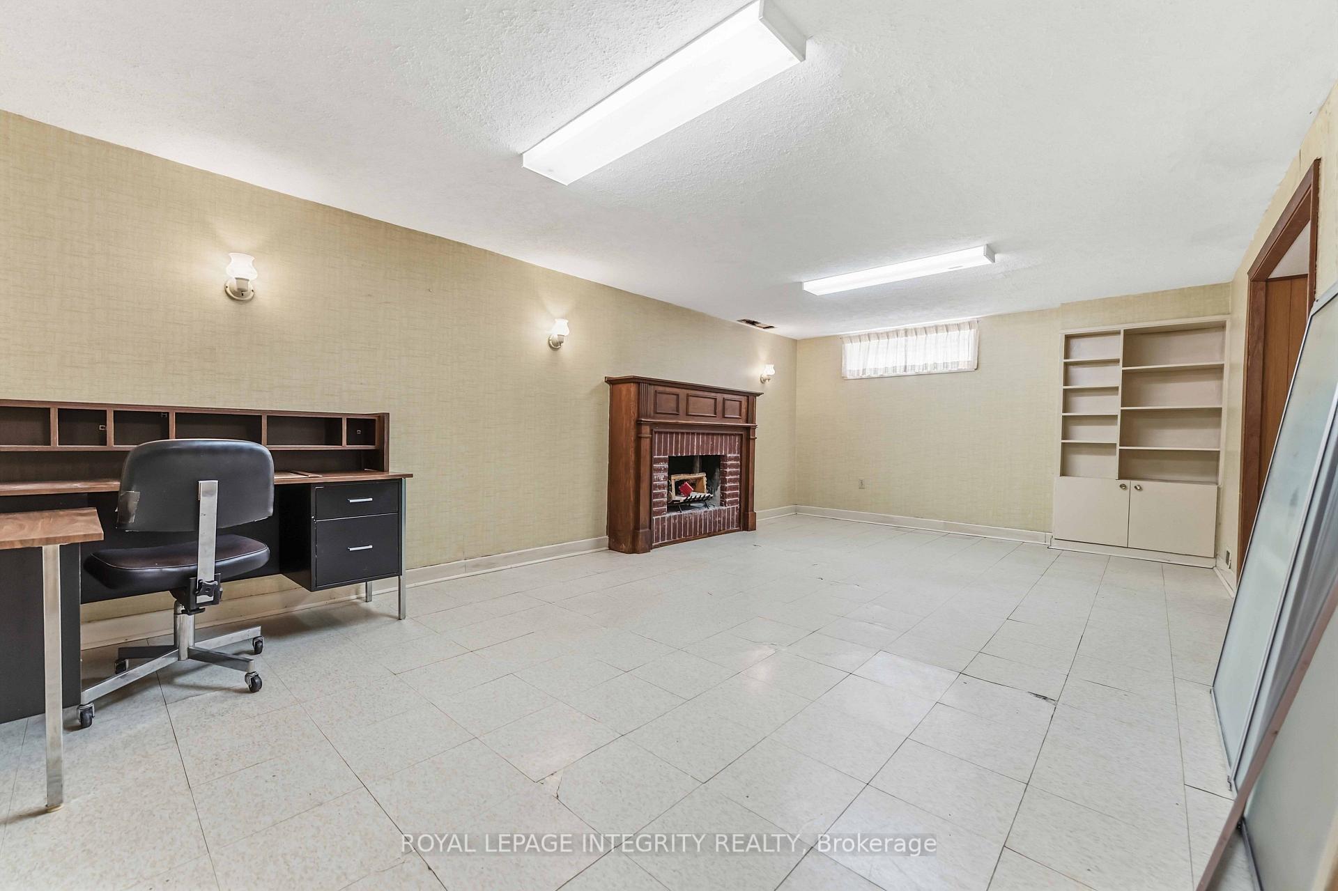 Photo 30 of 1842 Playfair Drive, Ottawa, Playfair Park — HOMEH