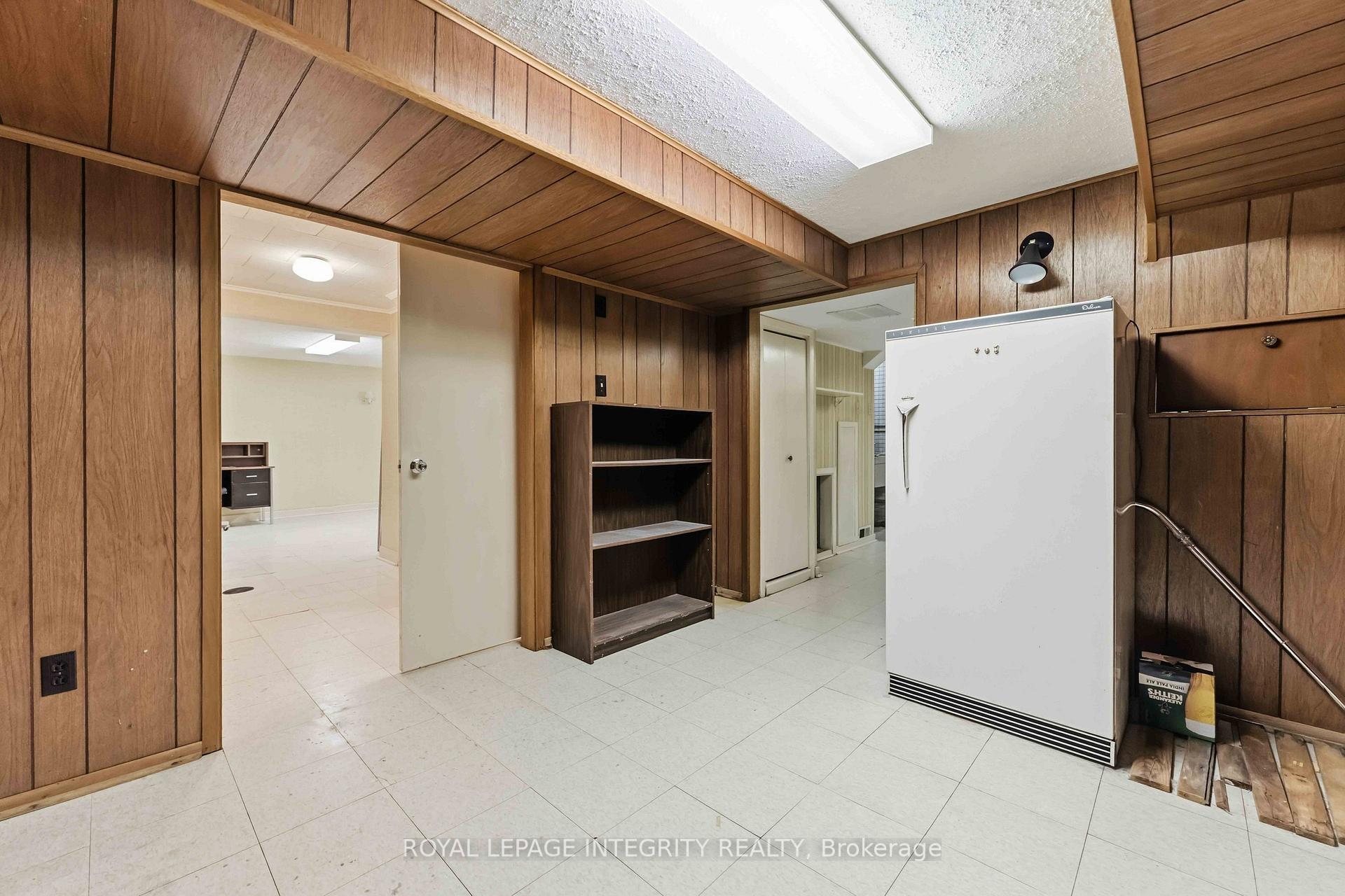 Photo 32 of 1842 Playfair Drive, Ottawa, Playfair Park — HOMEH