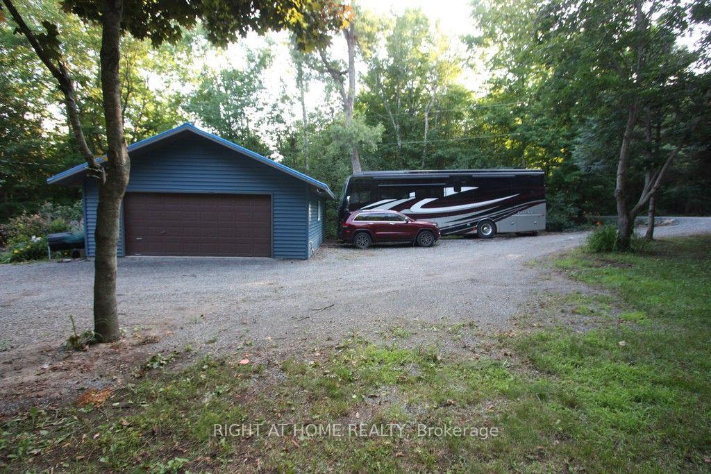 Photo 4 of 68 Scott Lane, Rideau Lakes, Rideau Lakes (North Crosby) Twp — HOMEH