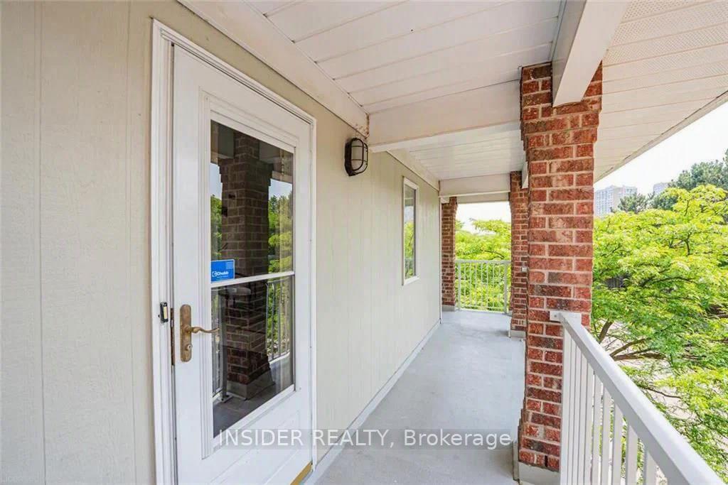 Photo 4 of Unit 212, 103 Bristol Road E, Mississauga, Hurontario — HOMEH
