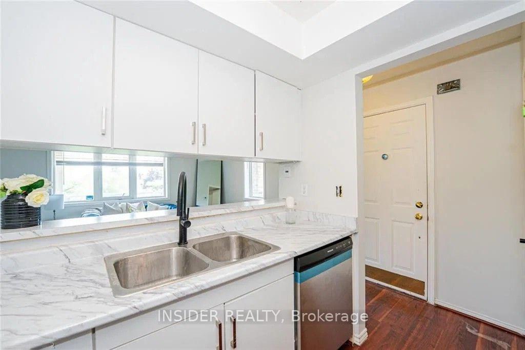 Photo 9 of Unit 212, 103 Bristol Road E, Mississauga, Hurontario — HOMEH