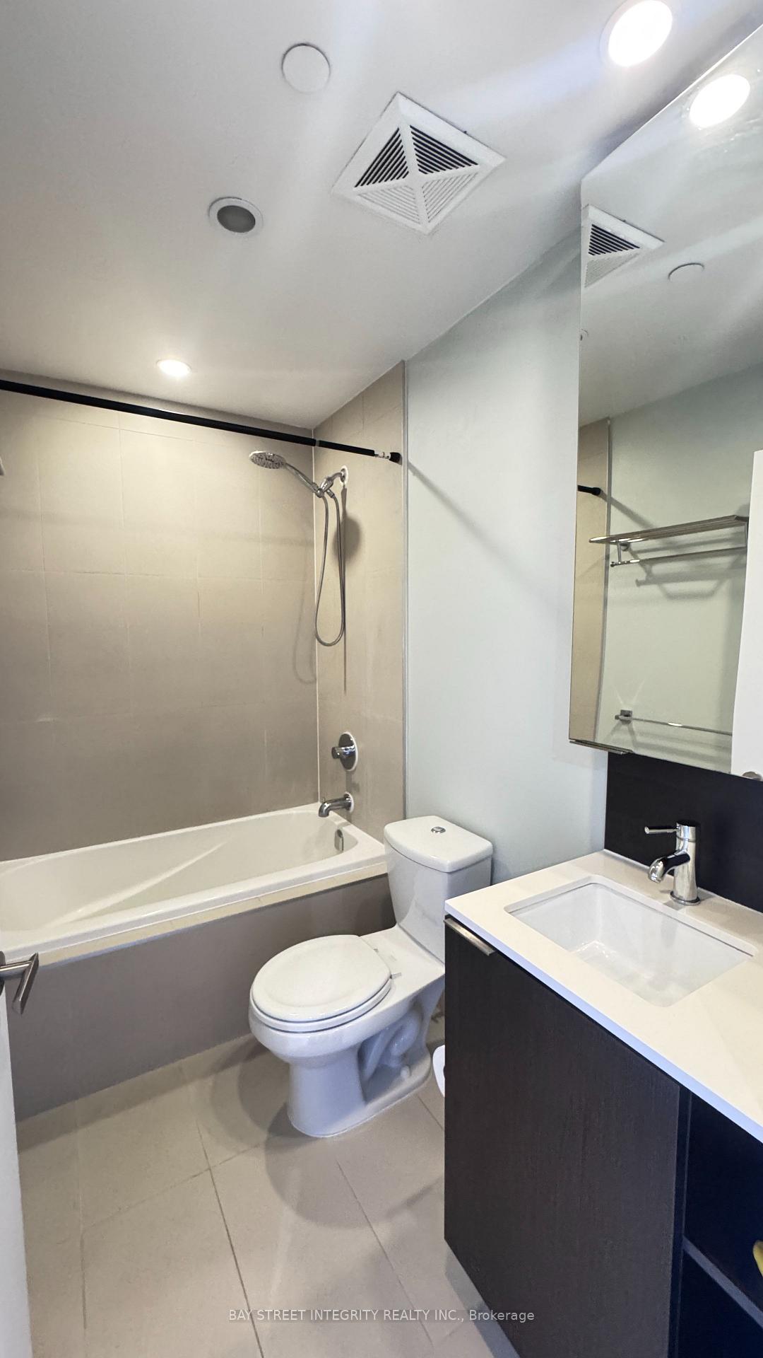 Photo 14 of Unit 1713, 55 Regent Park Boulevard, Toronto, Regent Park — HOMEH