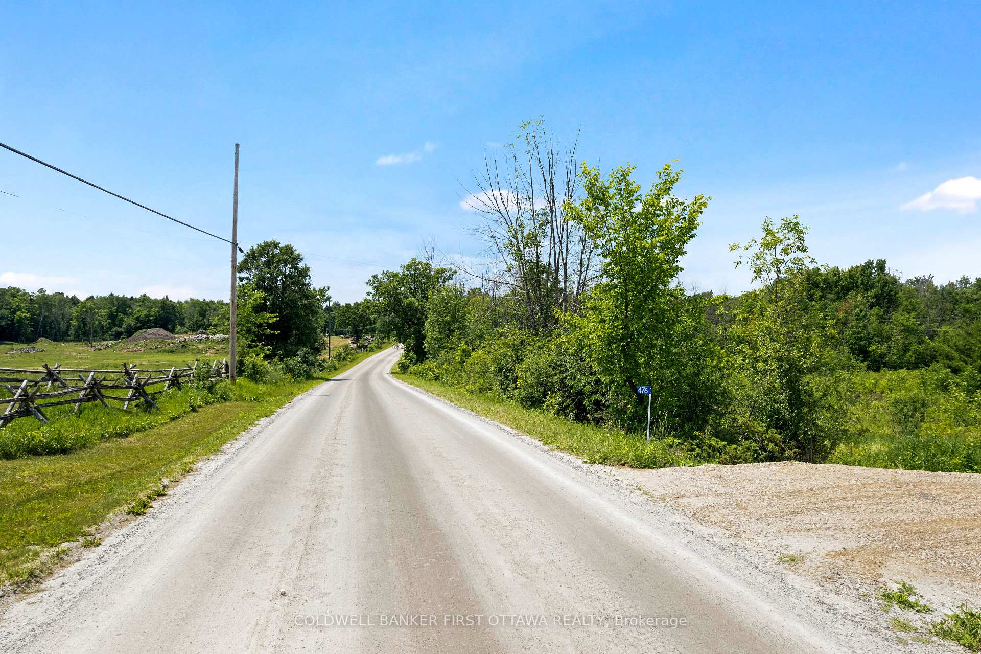 Photo 9 of 476 Ennis Road, Tay Valley, Bathurst/Burgess & Sherbrooke (Bathurst) Twp — HOMEH