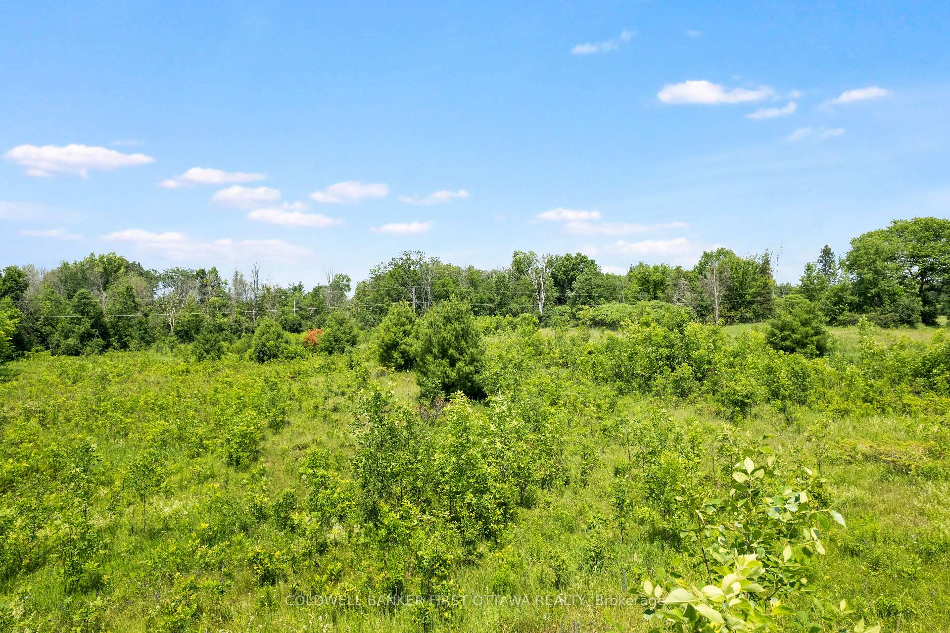 Photo 10 of 476 Ennis Road, Tay Valley, Bathurst/Burgess & Sherbrooke (Bathurst) Twp — HOMEH