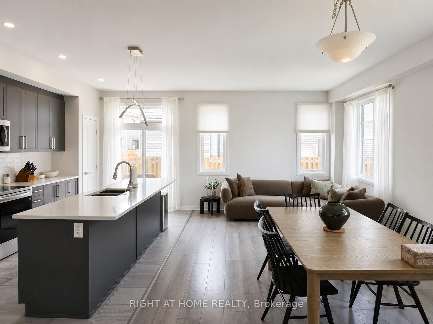 Photo 2 of 242 Calvington Avenue, Ottawa, Kanata - Kanata Lakes/Heritage Hills — HOMEH