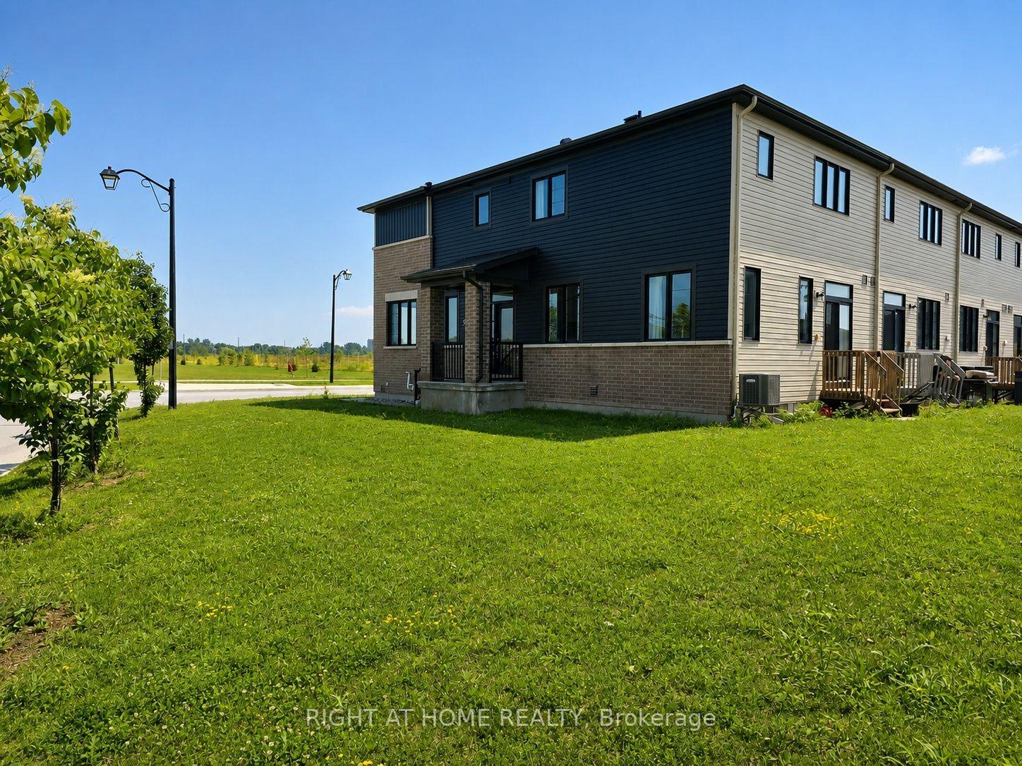 Photo 25 of 242 Calvington Avenue, Ottawa, Kanata - Kanata Lakes/Heritage Hills — HOMEH