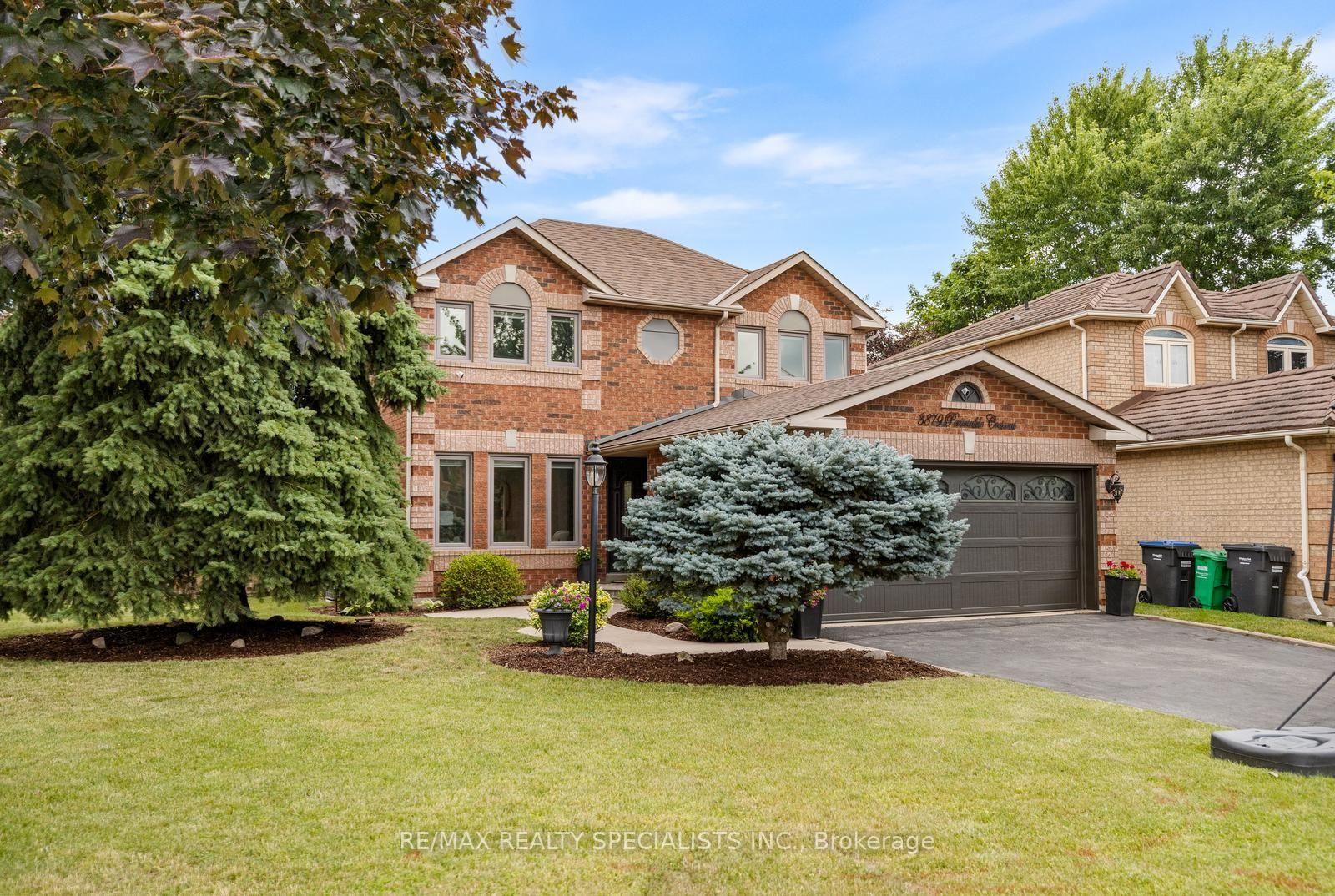 Photo 1 of 3879 Periwinkle Crescent, Mississauga, Lisgar — HOMEH