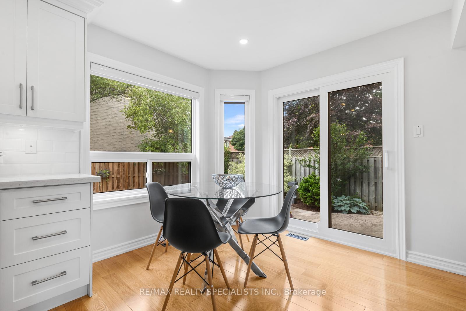 Photo 14 of 3879 Periwinkle Crescent, Mississauga, Lisgar — HOMEH