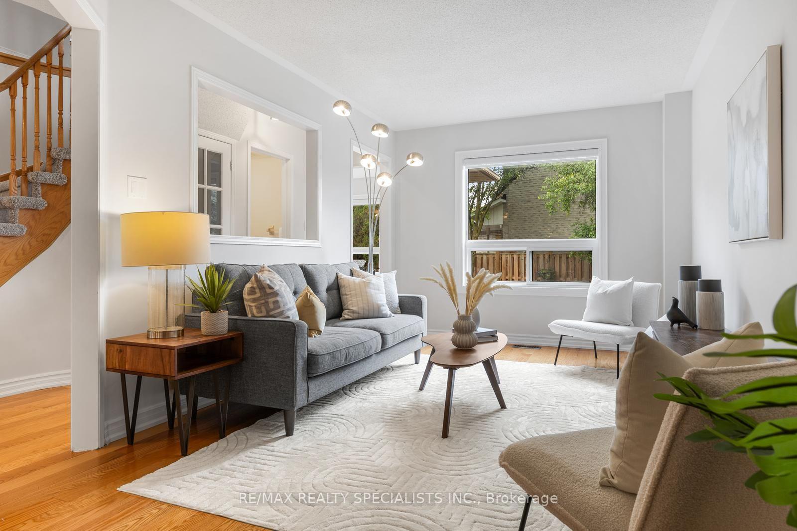 Photo 18 of 3879 Periwinkle Crescent, Mississauga, Lisgar — HOMEH