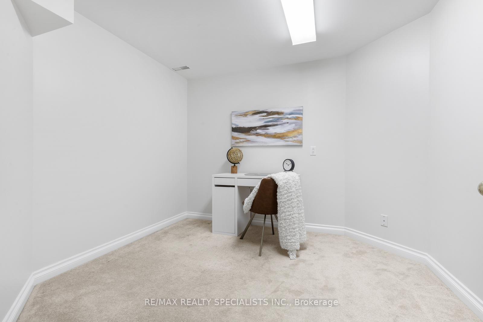 Photo 31 of 3879 Periwinkle Crescent, Mississauga, Lisgar — HOMEH