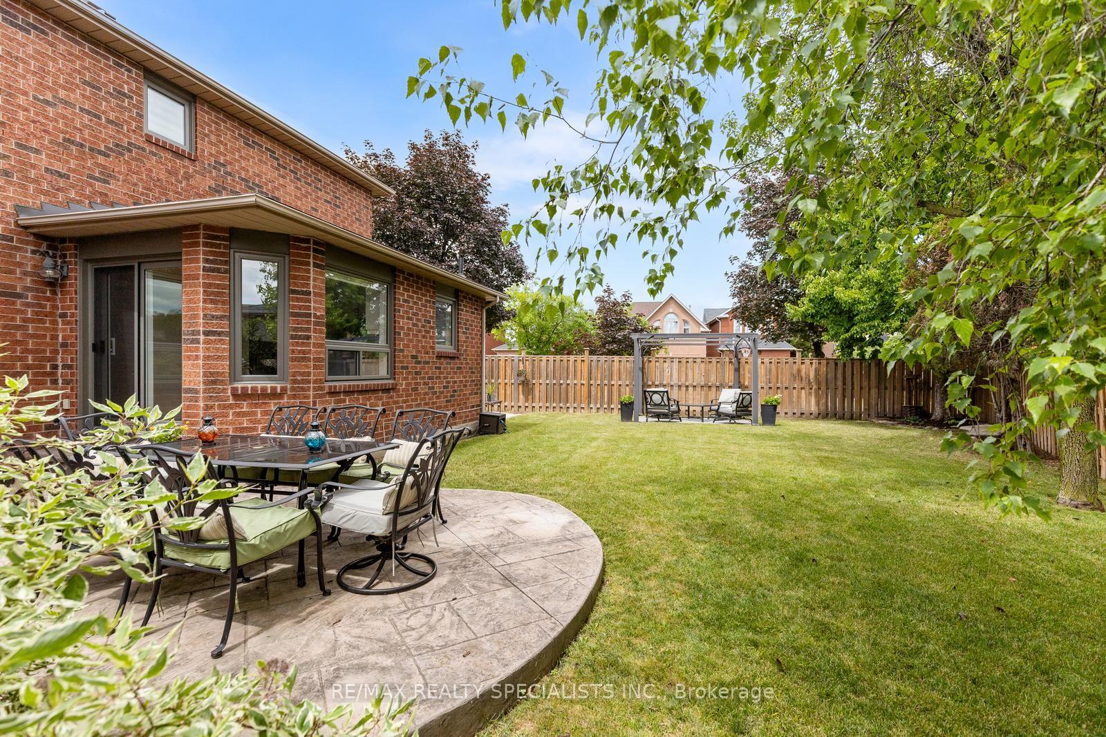 Photo 35 of 3879 Periwinkle Crescent, Mississauga, Lisgar — HOMEH