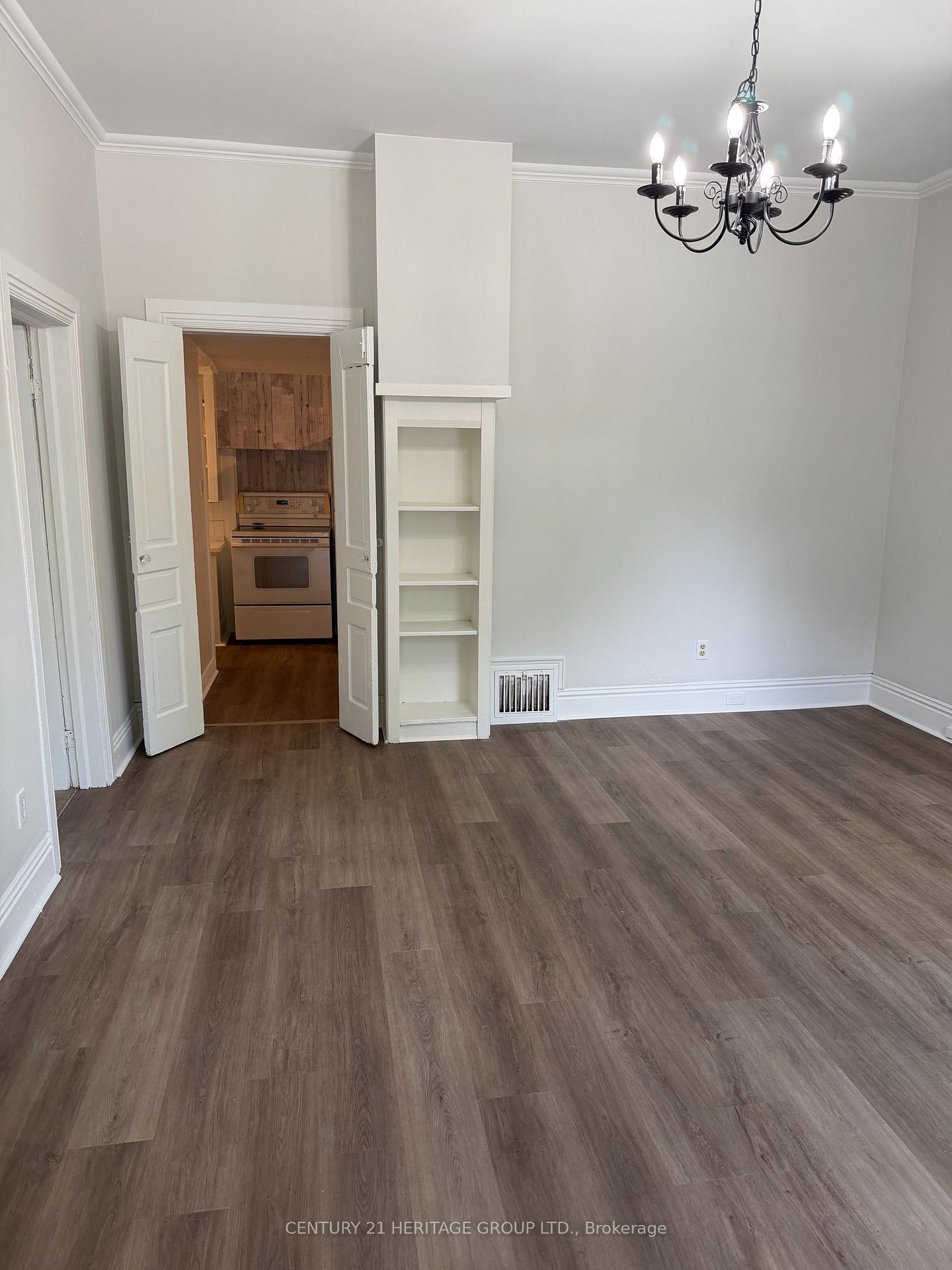 Photo 6 of 349 Eagle Street, Newmarket, Central Newmarket — HOMEH
