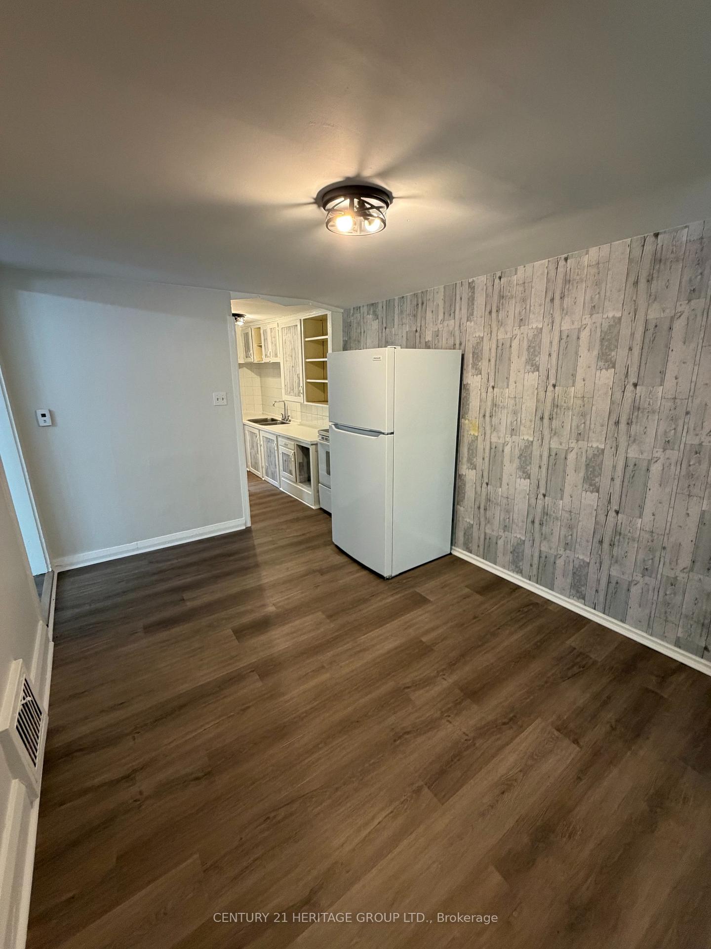 Photo 7 of 349 Eagle Street, Newmarket, Central Newmarket — HOMEH