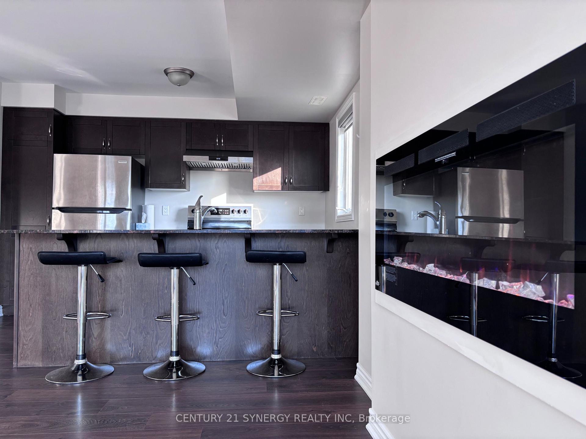 Photo 5 of 2240 Watercolours Way, Ottawa, Barrhaven - Half Moon Bay — HOMEH