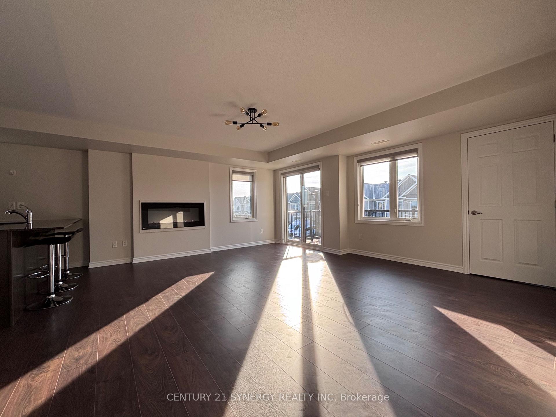 Photo 6 of 2240 Watercolours Way, Ottawa, Barrhaven - Half Moon Bay — HOMEH