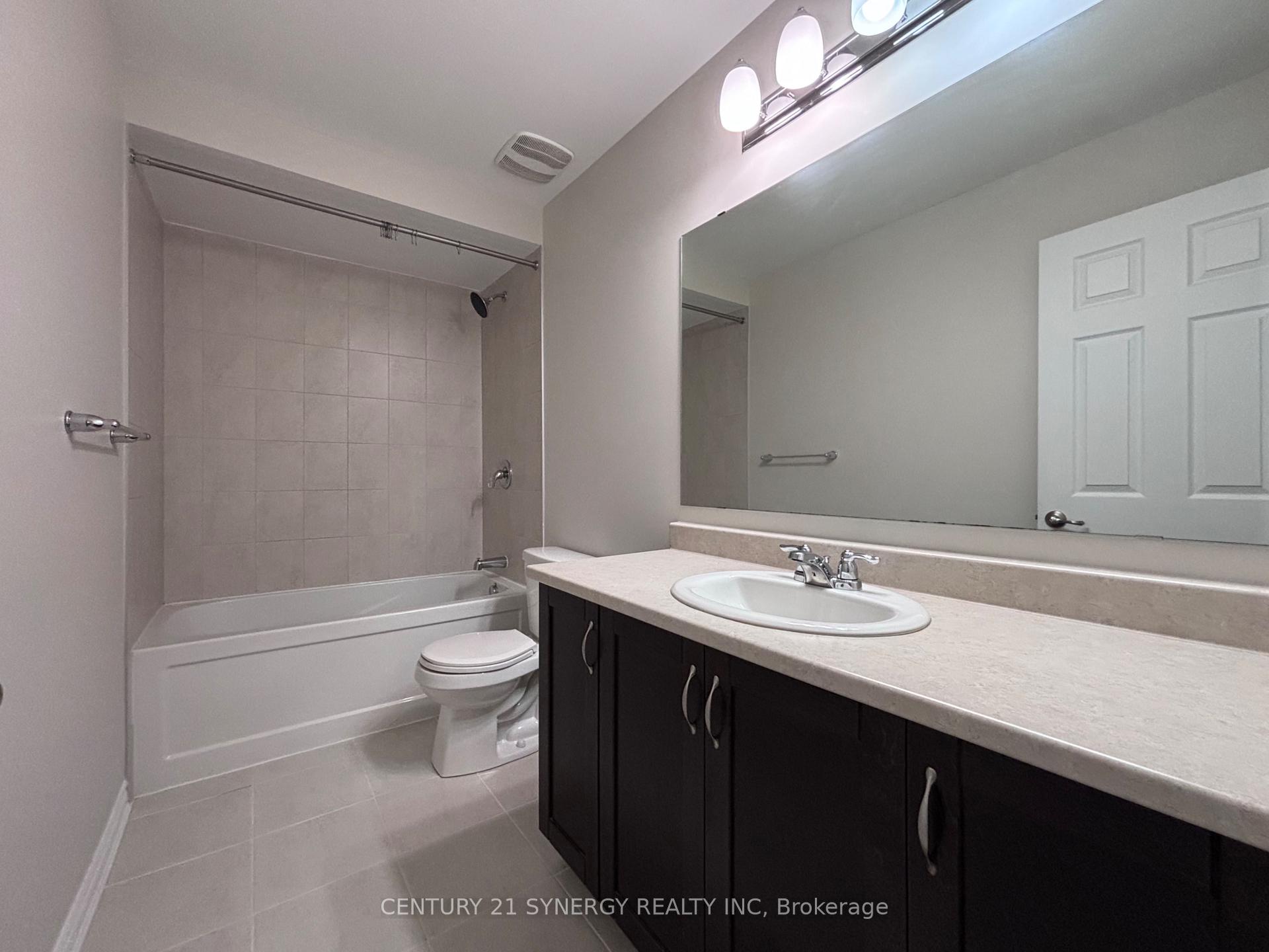 Photo 12 of 2240 Watercolours Way, Ottawa, Barrhaven - Half Moon Bay — HOMEH