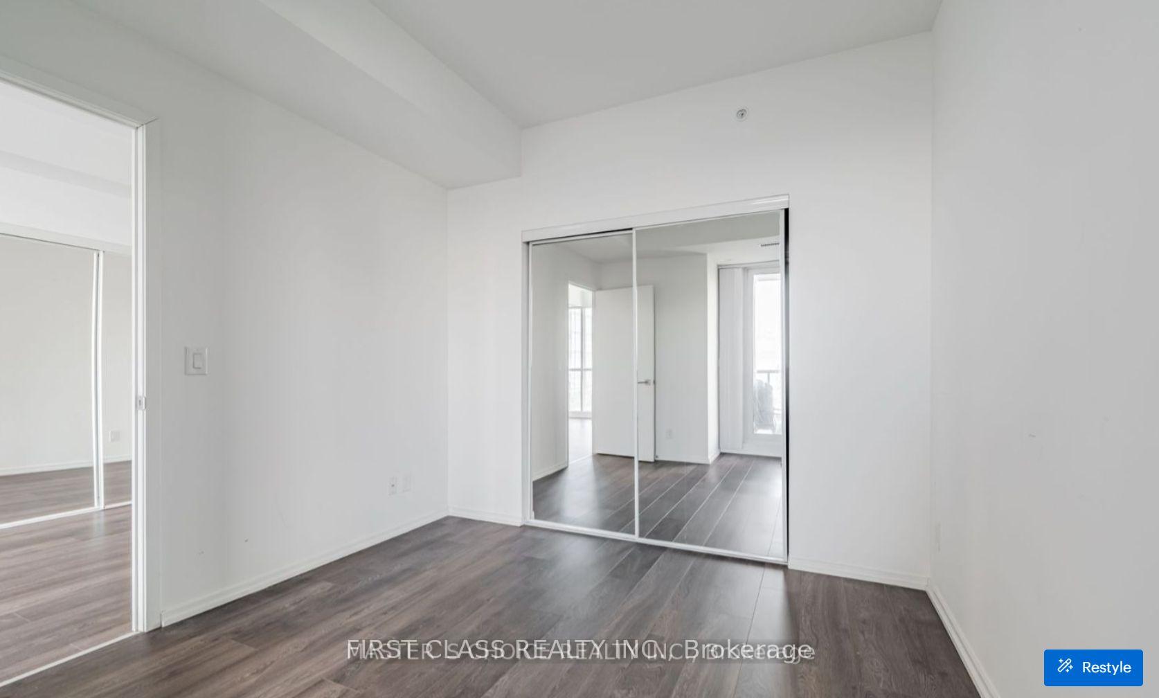 Photo 5 of Unit 4303, 70 Temperance Street, Toronto, Bay Street Corridor — HOMEH
