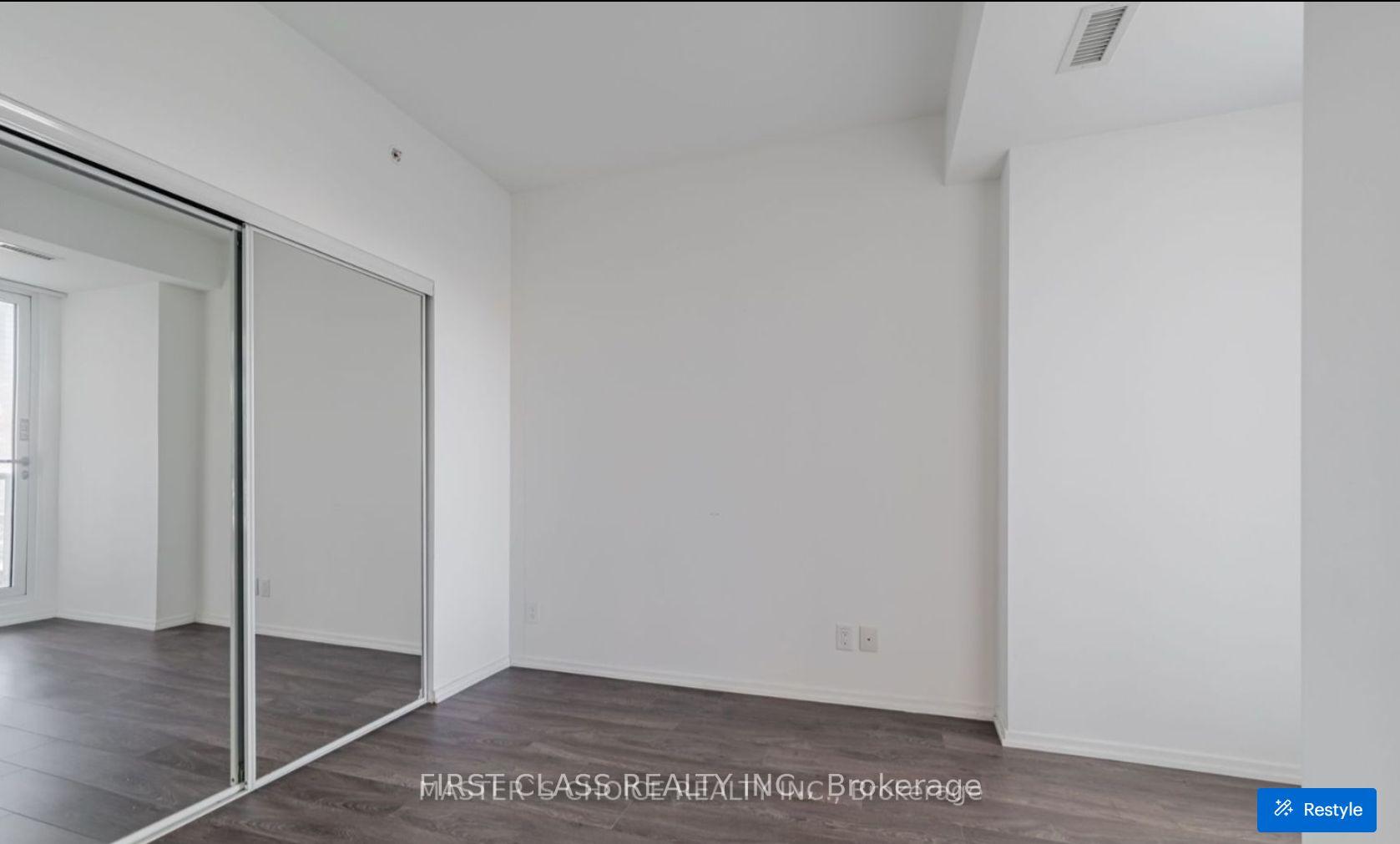 Photo 6 of Unit 4303, 70 Temperance Street, Toronto, Bay Street Corridor — HOMEH