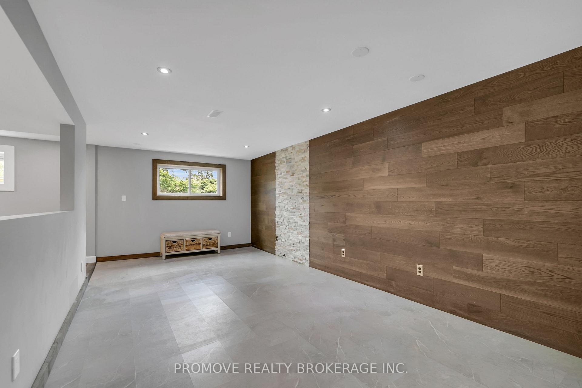Photo 2 of B-62 Windsor Street, Guelph, Riverside Park — HOMEH