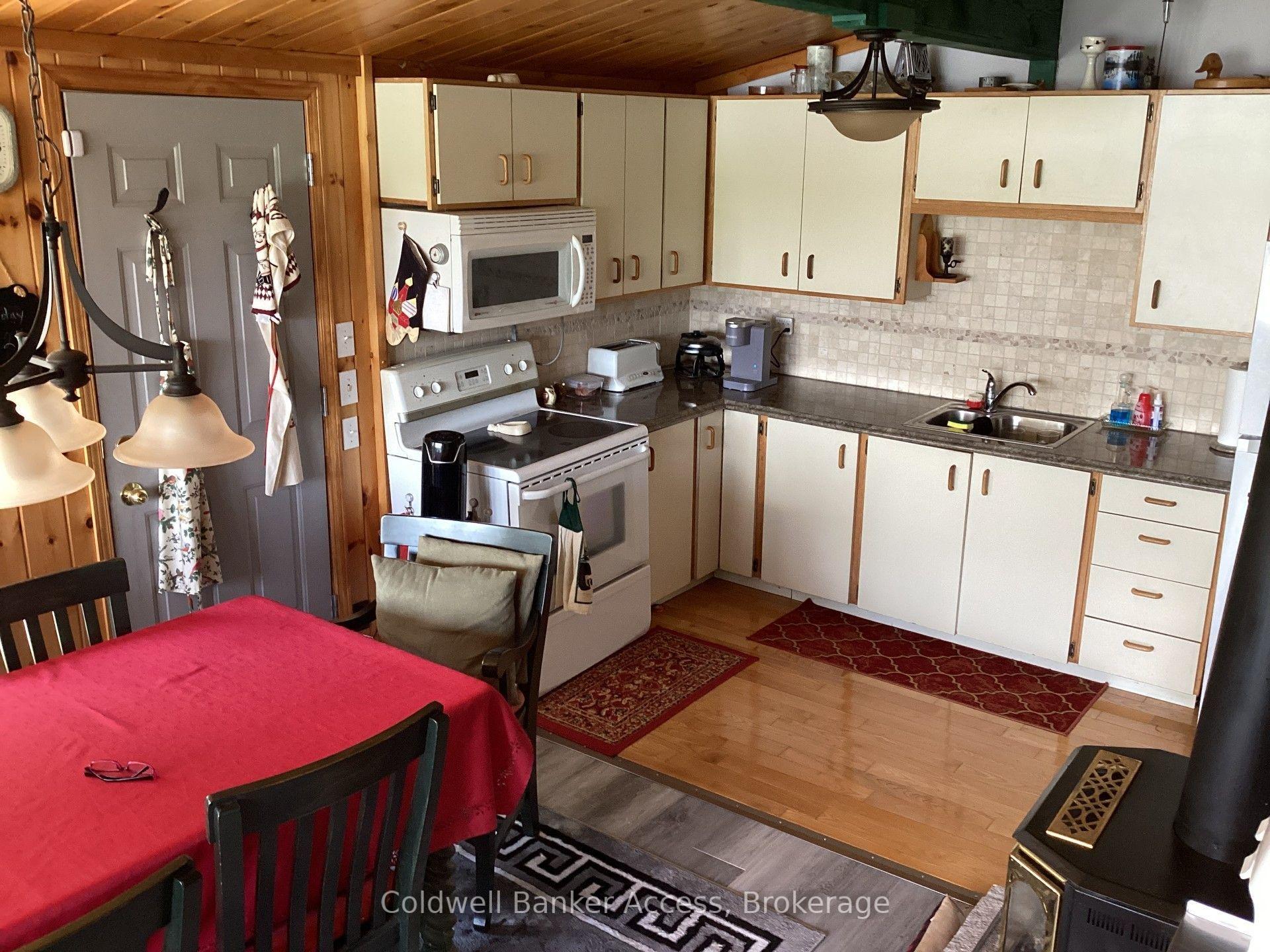 Photo 15 of 55 Munro Drive, The Archipelago, Archipelago South — HOMEH
