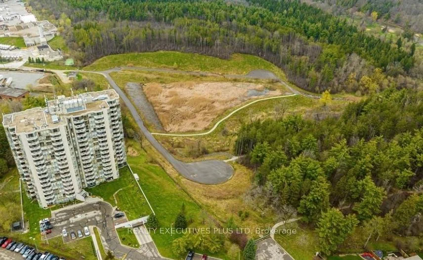 Photo 64 of Unit 603, 20 Mcfarlane Drive, Halton Hills, Georgetown — HOMEH