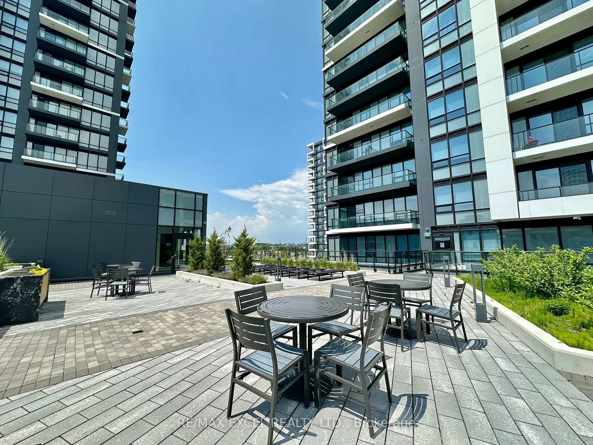Photo 51 of Unit 4505, 8 Water Walk Drive, Markham, Unionville — HOMEH
