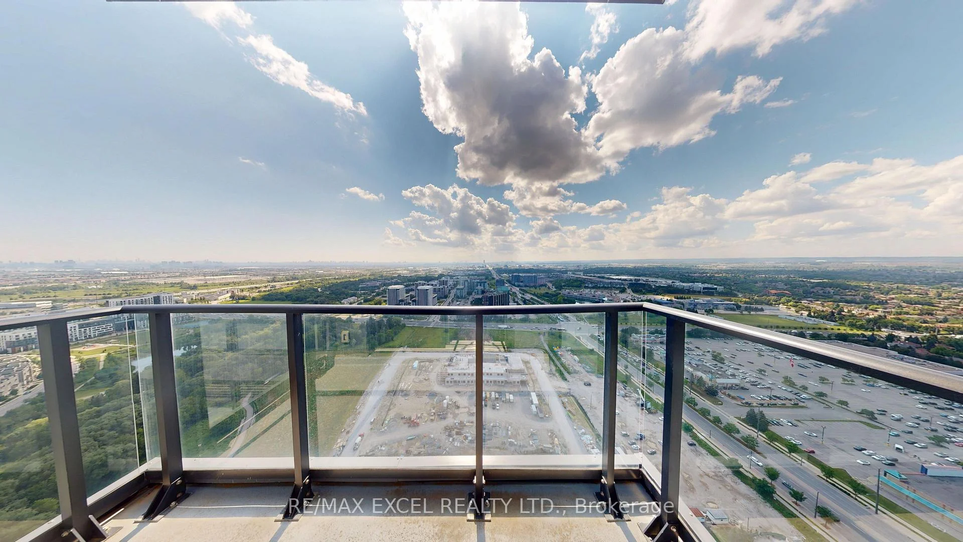 Photo 39 of Unit 4505, 8 Water Walk Drive, Markham, Unionville — HOMEH