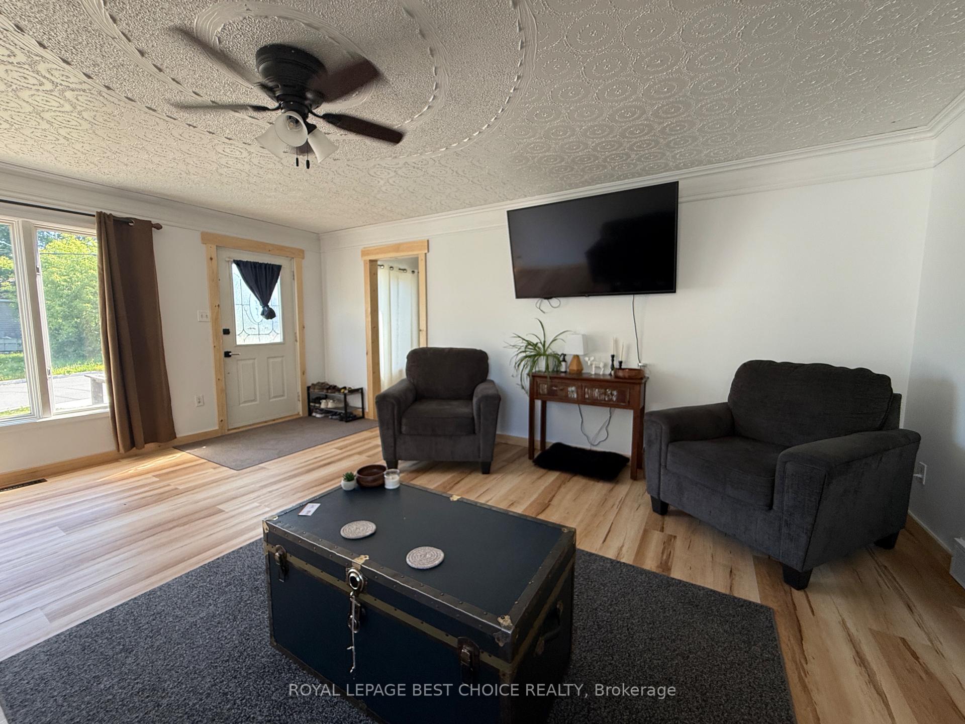 Photo 6 of 433 Albert Street, Temiskaming Shores, Haileybury — HOMEH