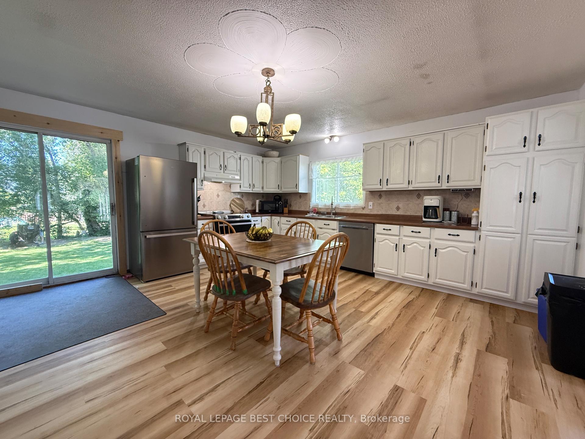 Photo 10 of 433 Albert Street, Temiskaming Shores, Haileybury — HOMEH