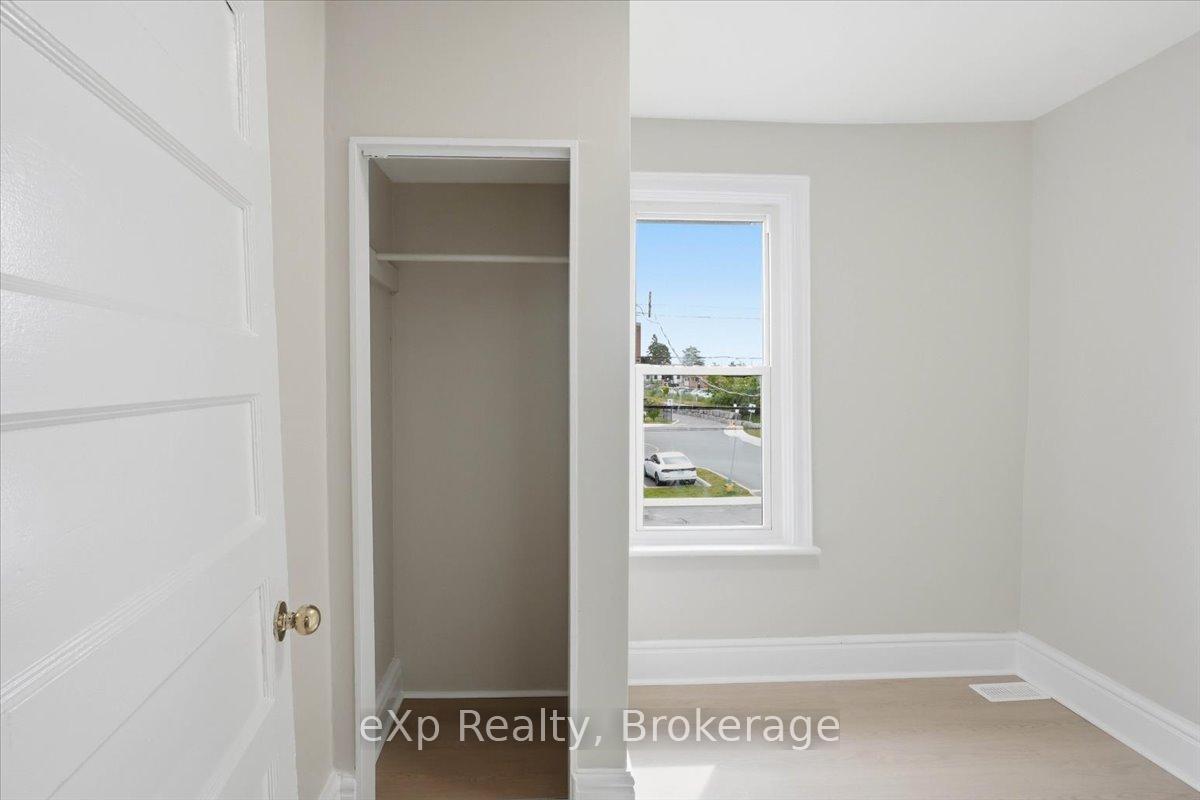 Photo 20 of 132 Macdonald Avenue, Belleville, Belleville Ward — HOMEH