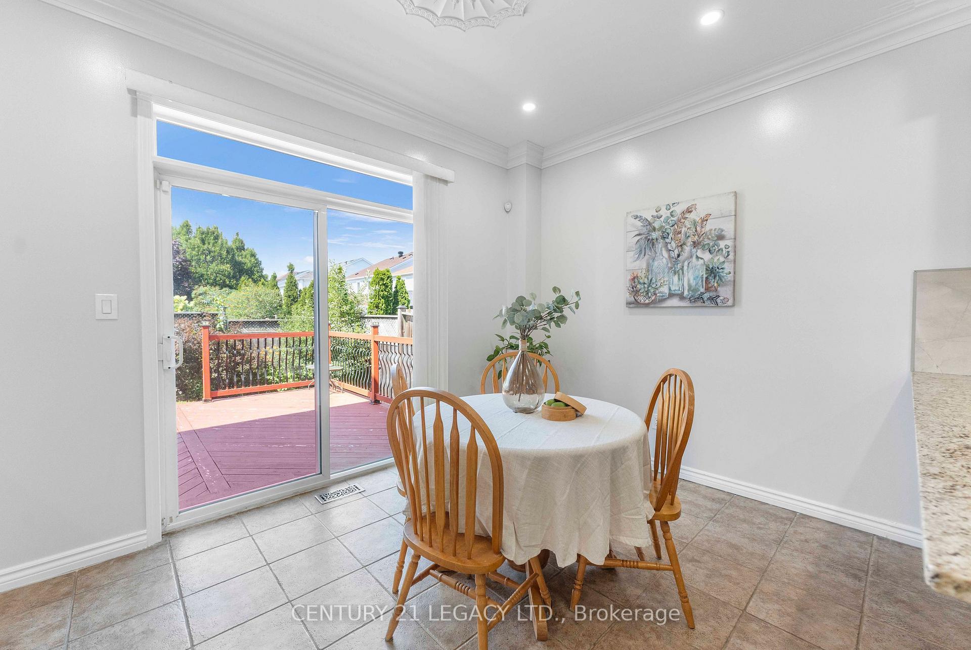 Photo 11 of 1296 Tall Pine Avenue, Oshawa, Pinecrest — HOMEH