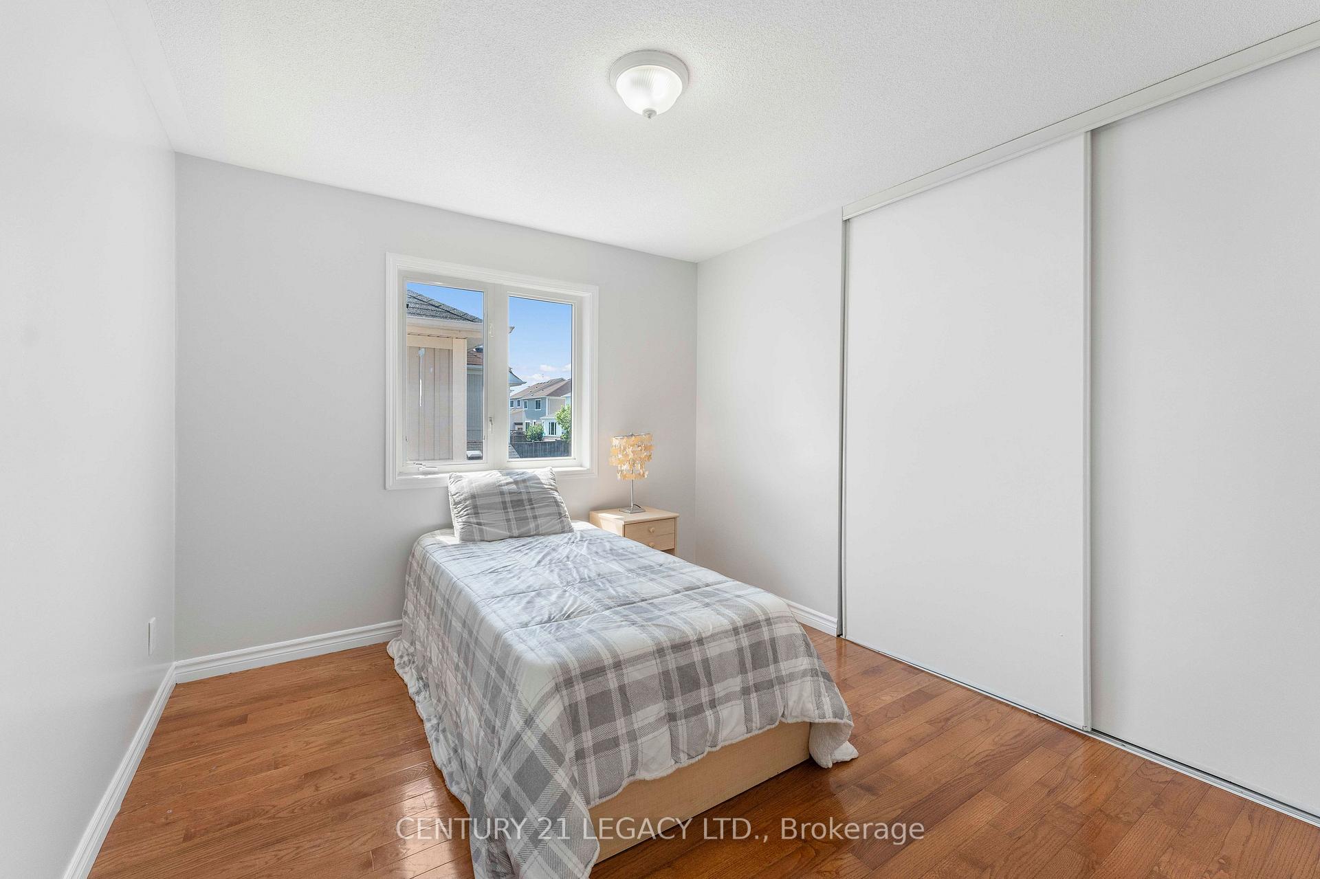 Photo 19 of 1296 Tall Pine Avenue, Oshawa, Pinecrest — HOMEH