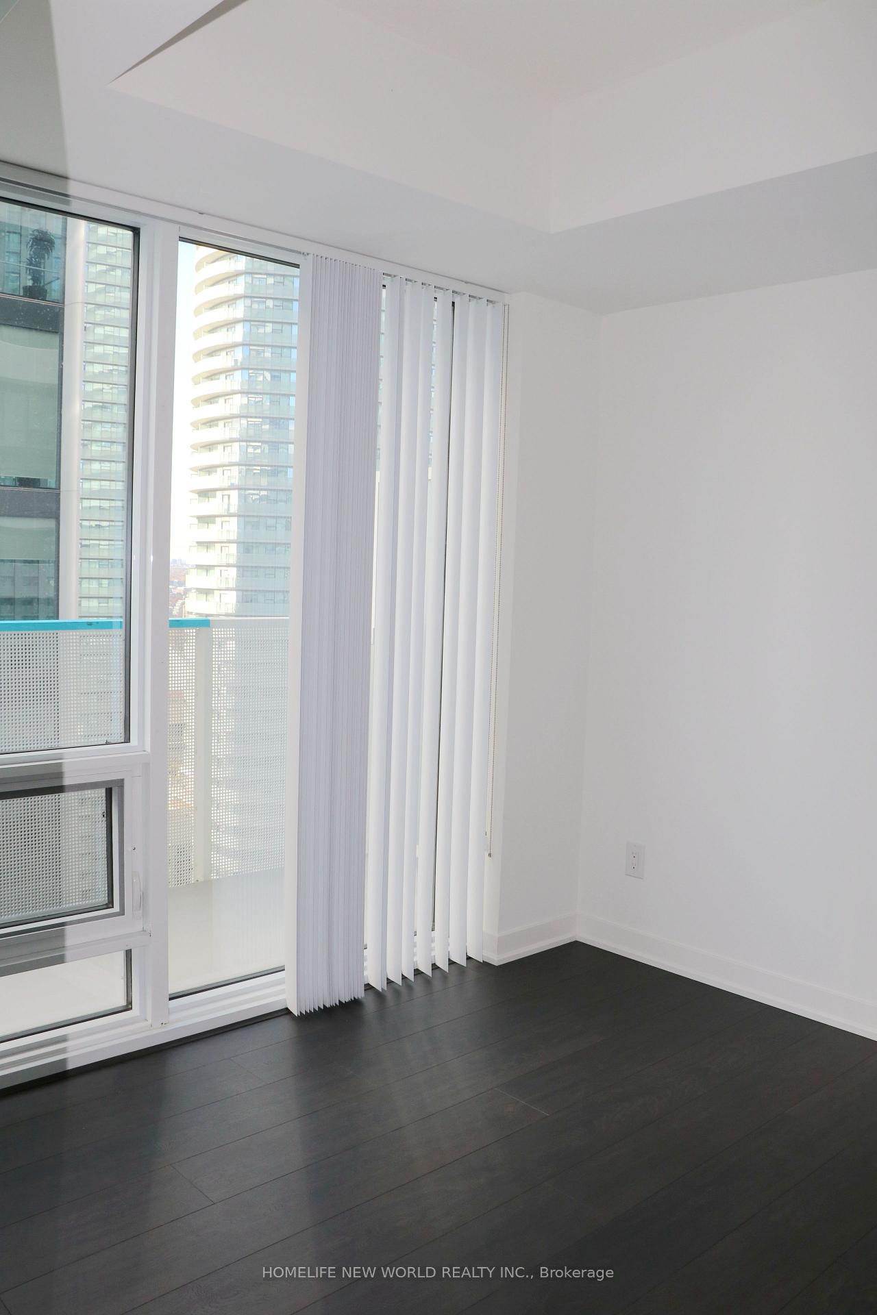 Photo 9 of Unit 4210, 100 Harbour Street, Toronto, Waterfront Communities — HOMEH