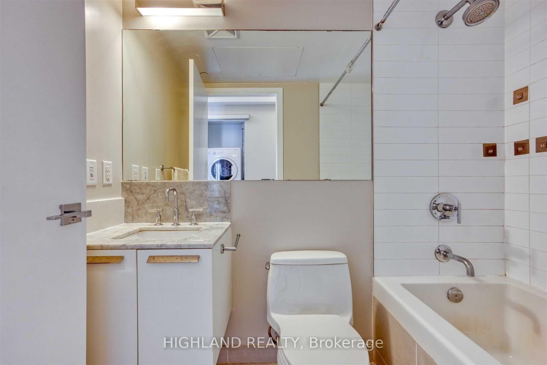 Photo 5 of Unit 2507, 42 Charles Street E, Toronto, Church-Yonge Corridor — HOMEH