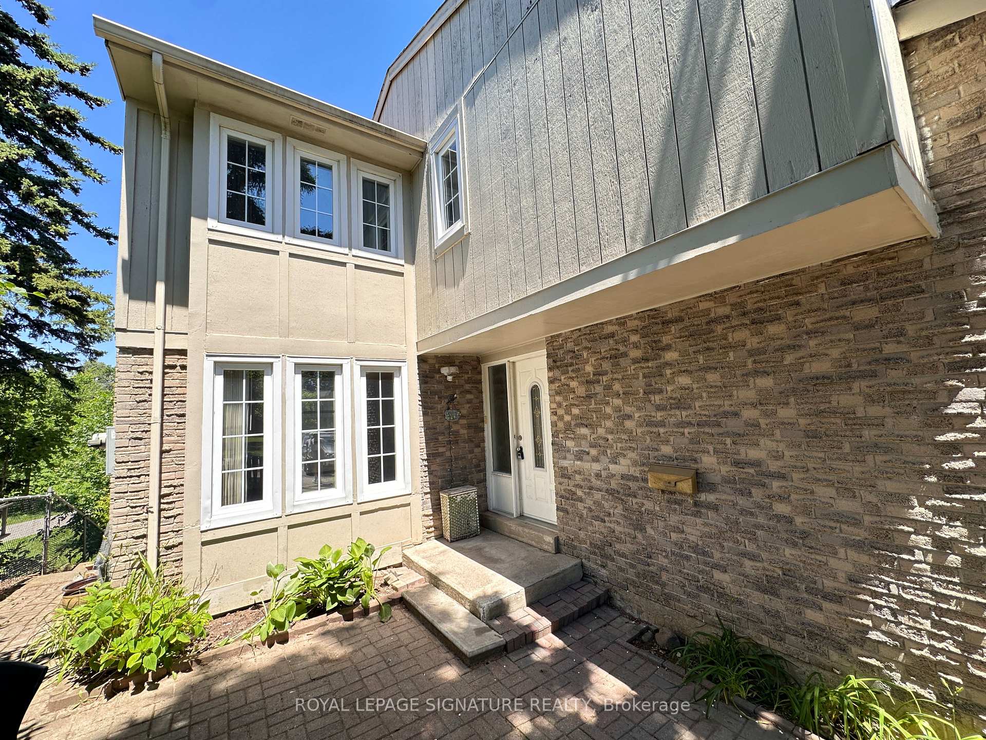 Photo 2 of 4183 Pheasant Run Road, Mississauga, Erin Mills — HOMEH