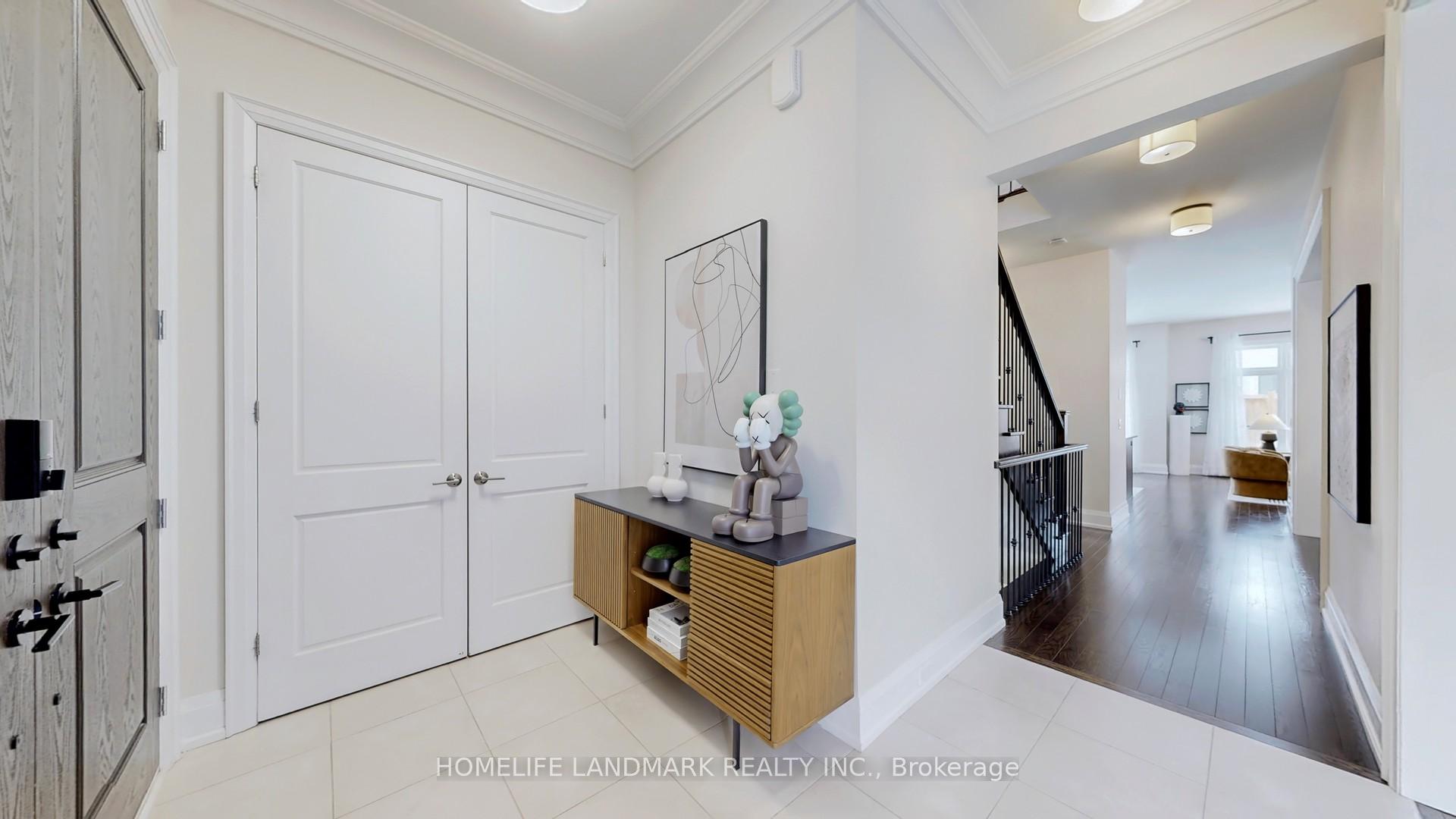 Photo 3 of 78 Fitzgerald Avenue, Markham, Unionville — HOMEH
