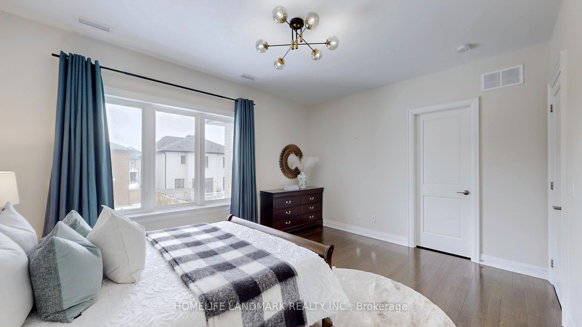 Photo 36 of 78 Fitzgerald Avenue, Markham, Unionville — HOMEH