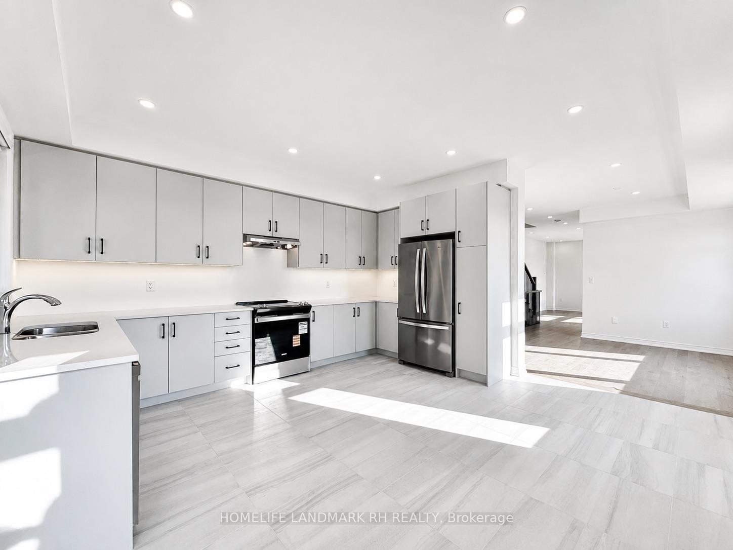 Photo 14 of 231 Leslie Richard St Drive, Markham, Rural Markham — HOMEH