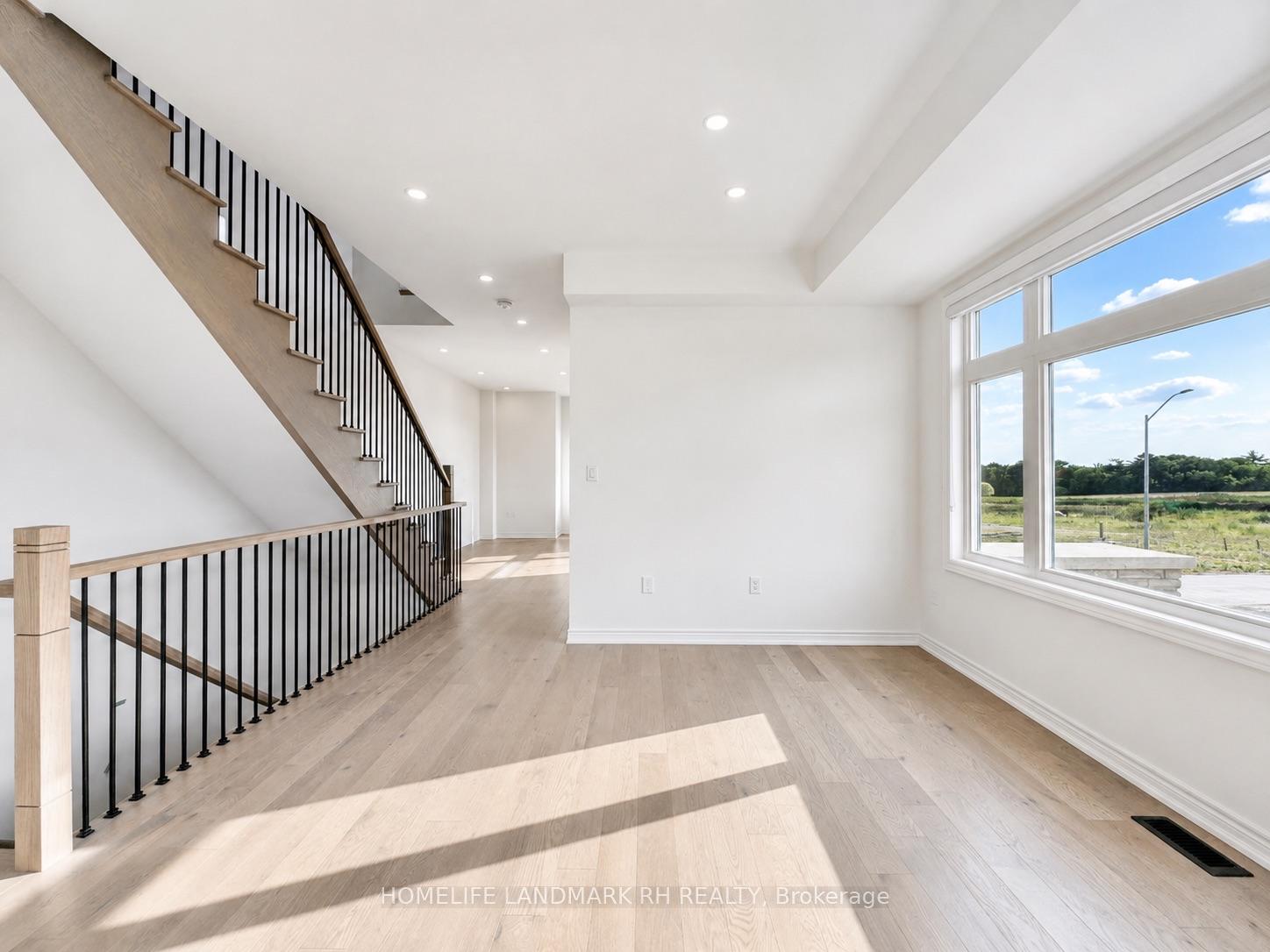 Photo 15 of 231 Leslie Richard St Drive, Markham, Rural Markham — HOMEH
