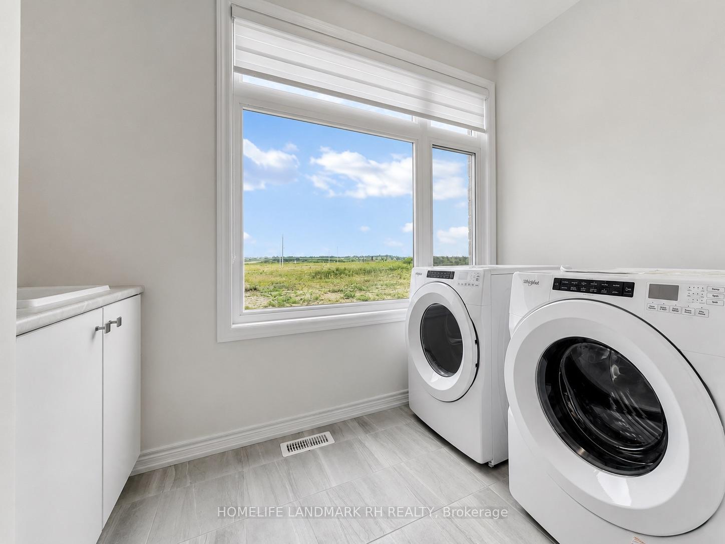 Photo 28 of 231 Leslie Richard St Drive, Markham, Rural Markham — HOMEH