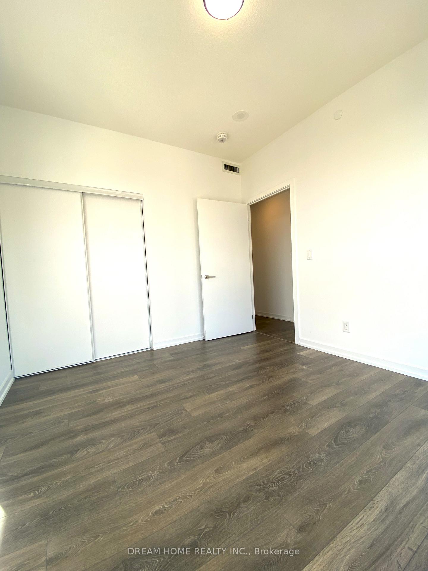 Photo 11 of Unit 2705, 32 Forest Manor Road, North York, Henry Farm — HOMEH