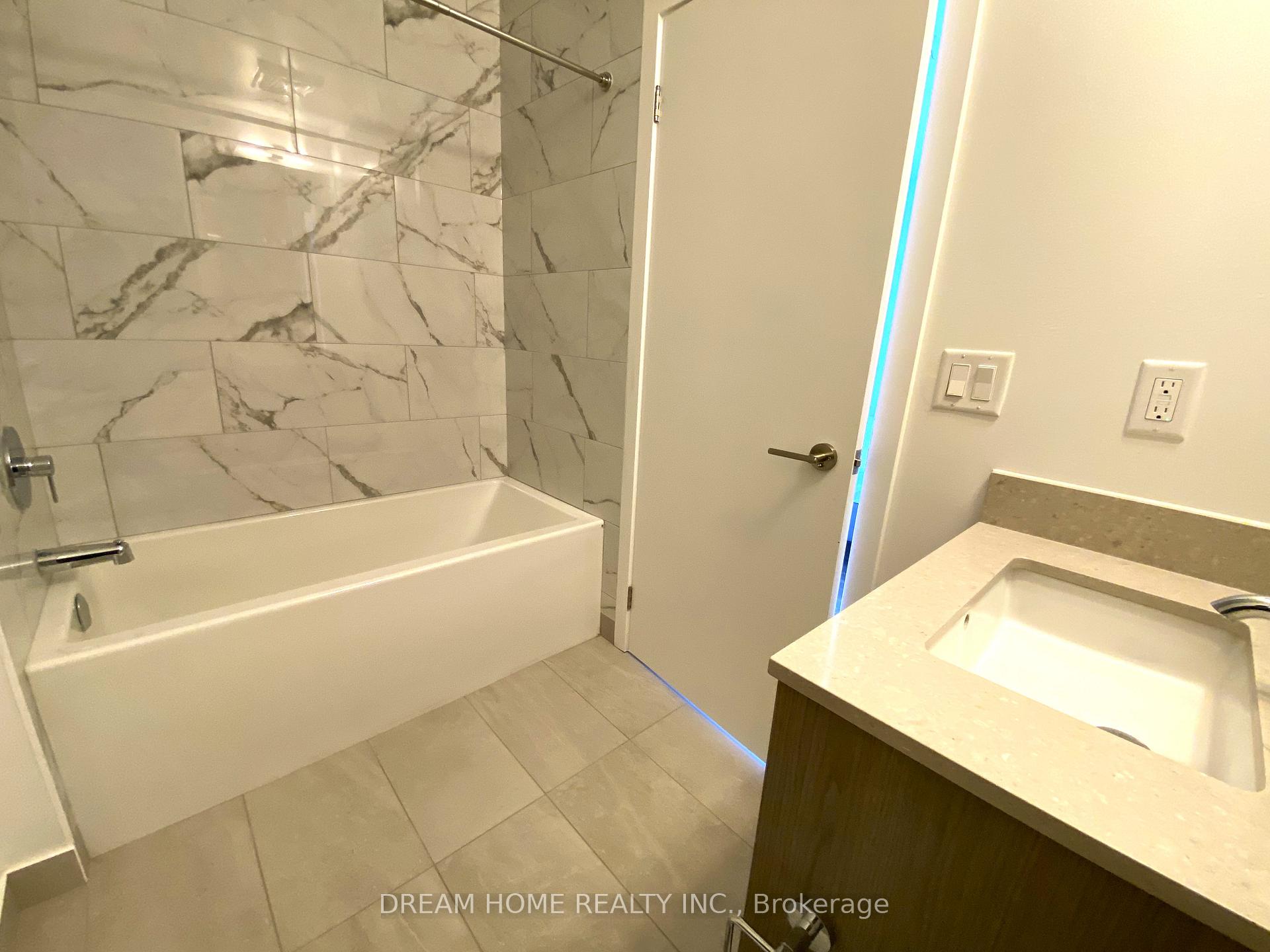 Photo 12 of Unit 2705, 32 Forest Manor Road, North York, Henry Farm — HOMEH