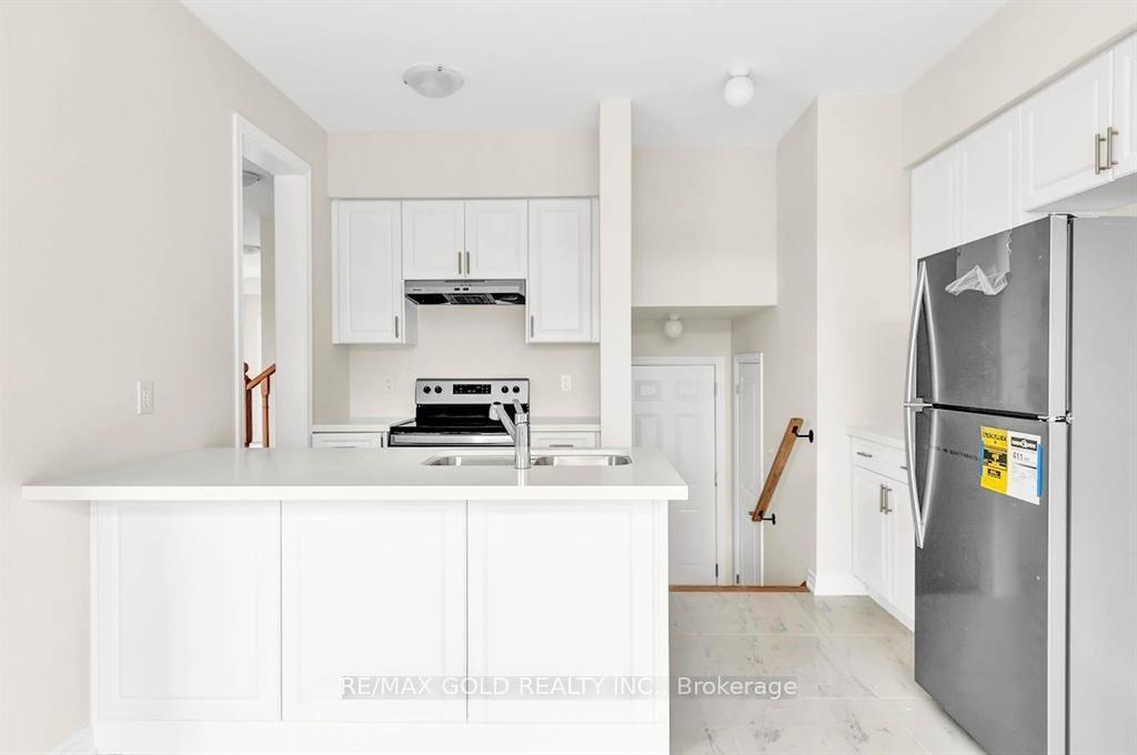 Photo 12 of 6 Mears Road, Brant, Paris — HOMEH