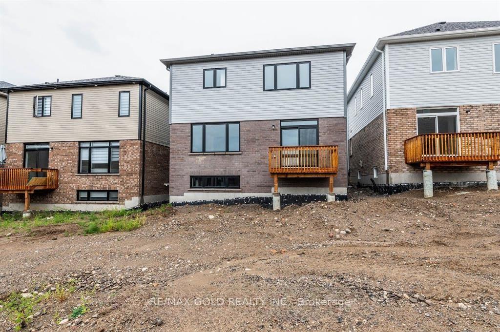 Photo 29 of 6 Mears Road, Brant, Paris — HOMEH