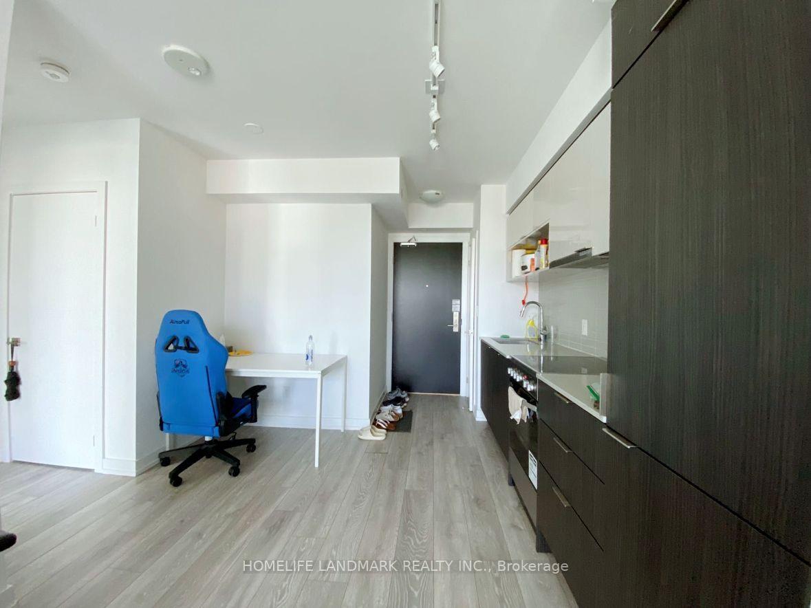 Photo 9 of Unit 2010, 159 Wellesley Street, Toronto, Church-Yonge Corridor — HOMEH
